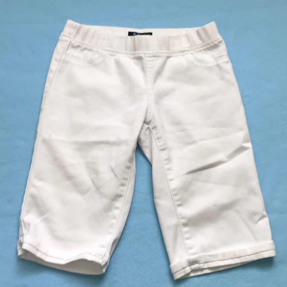 bermuda shorts from tractor